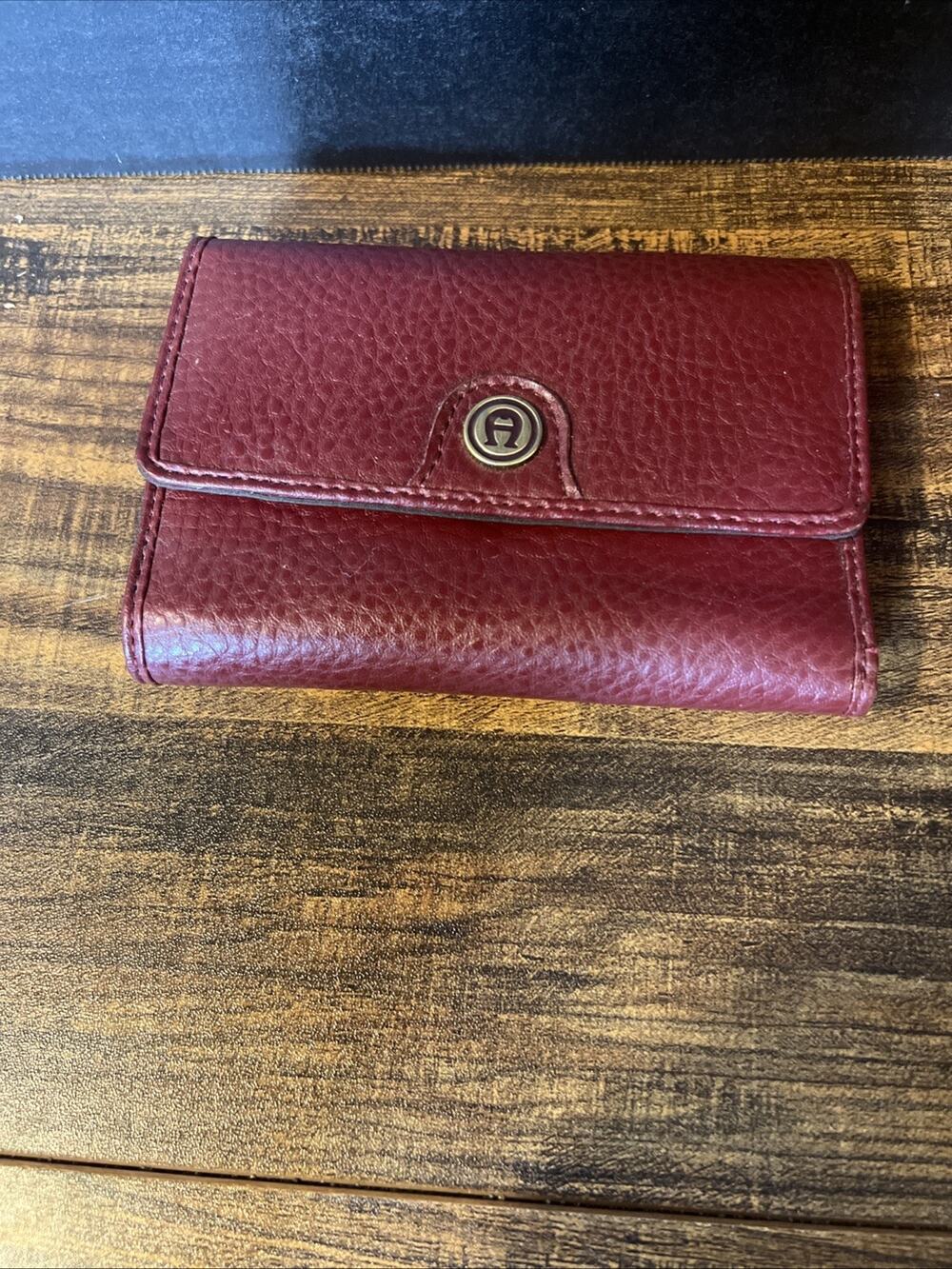 Etienne Aigner Tri Fold Womens Pebbled Leather Burgandy